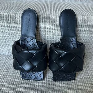 Bottega Veneta Lido Flat Quilted leather Sandal - black - 36